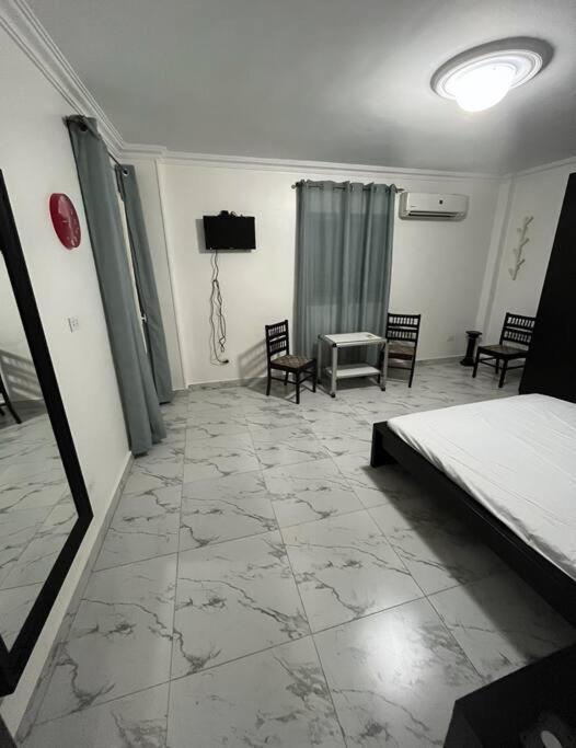Pyramids Modern 3-br House Apartment